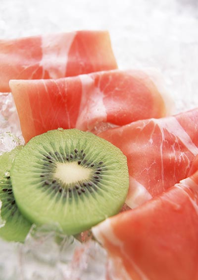 豚肉は鉄分を豊富に含みます